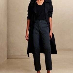 Banana Republic Black authentic Chino girlfriend fit Pants